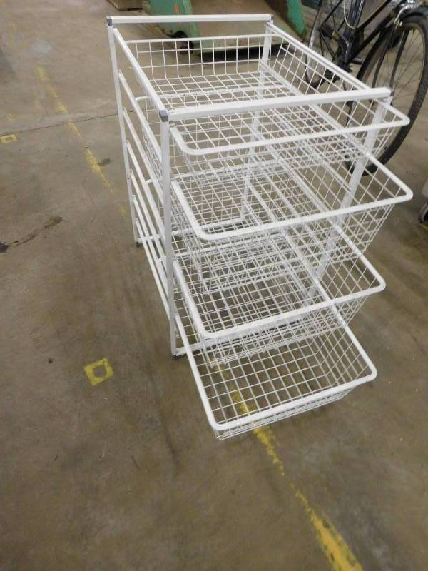 lot 138 image: Metal Basket Storage Bin - 18(w) x 29(h) x 21(d)