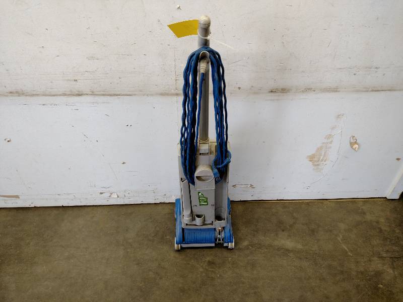Windsor Sensor S12 Vacuum, Hose is ...