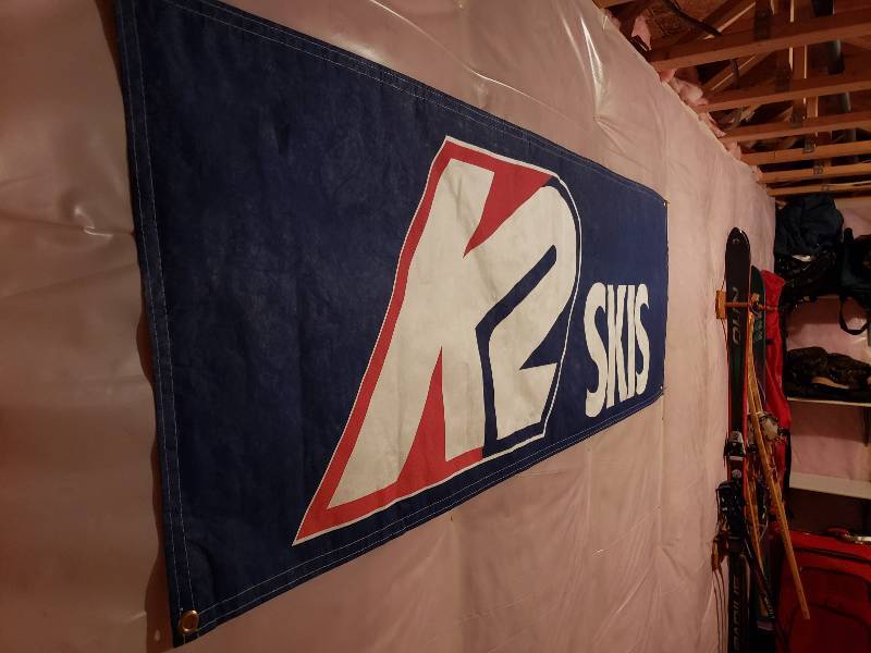 lot 59 image: Large K2 Skiis Banner