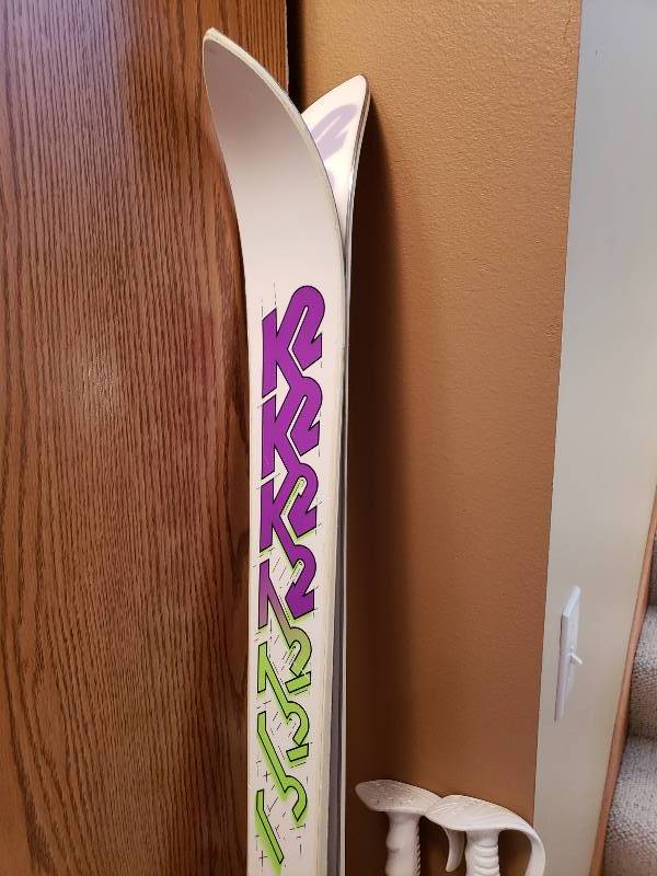 lot 62 image: K2 33000 Skis with Salomon Bindings