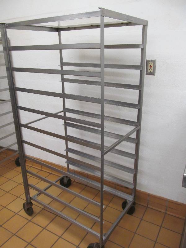 lot 7 image: Kitchen-Lakeside manufacturing