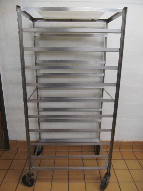 lot 8 image: Kitchen-Lakeside manufacturing