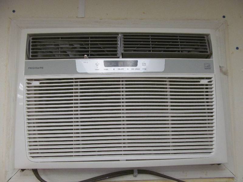 lot 46 image: Kitchen-Frigidaire Wall Unit air condition