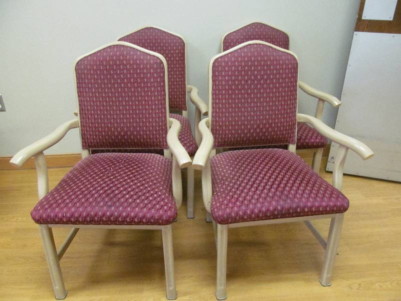 lot 58 image: 4 Dining Room Chairs