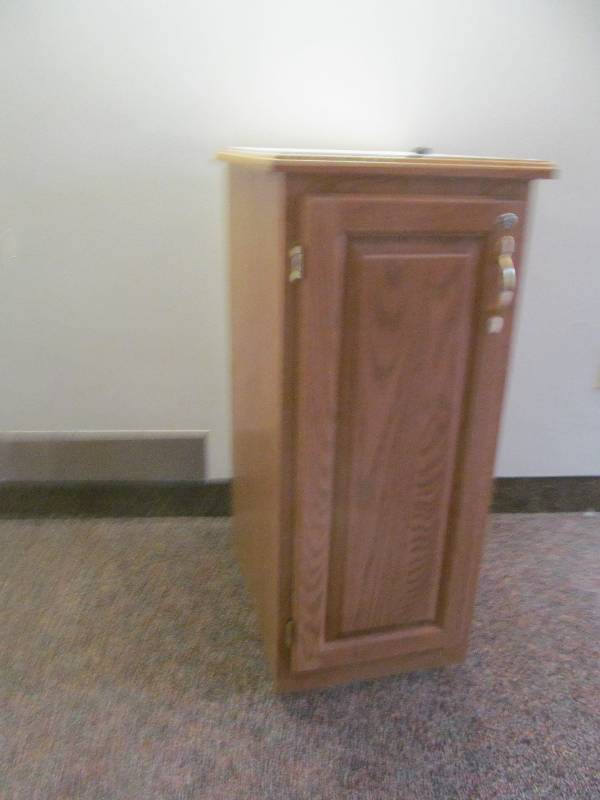 lot 108 image: (Rm 42) Floor Cabinet (17x22x36)