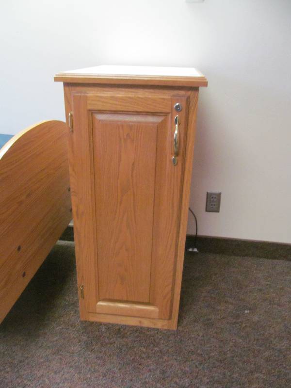 lot 151 image: (Rm 34) Floor Cabinet (17x22x36)