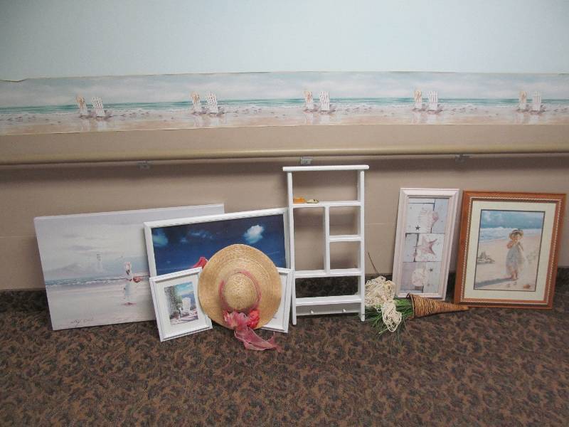 lot 158 image: (Hall) Wall Dcor, Girl picture 19x24 Lilly Carr color pastel oil on canvas, hat