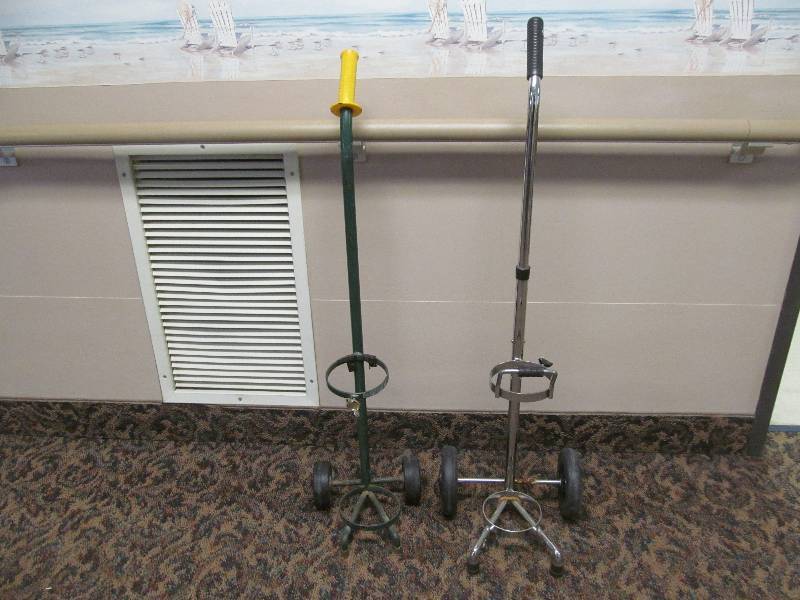 lot 159 image: (Hall) Air tank Carts