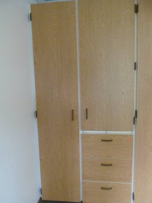 lot 199 image: Rm 31- Wardrobe Cabinet