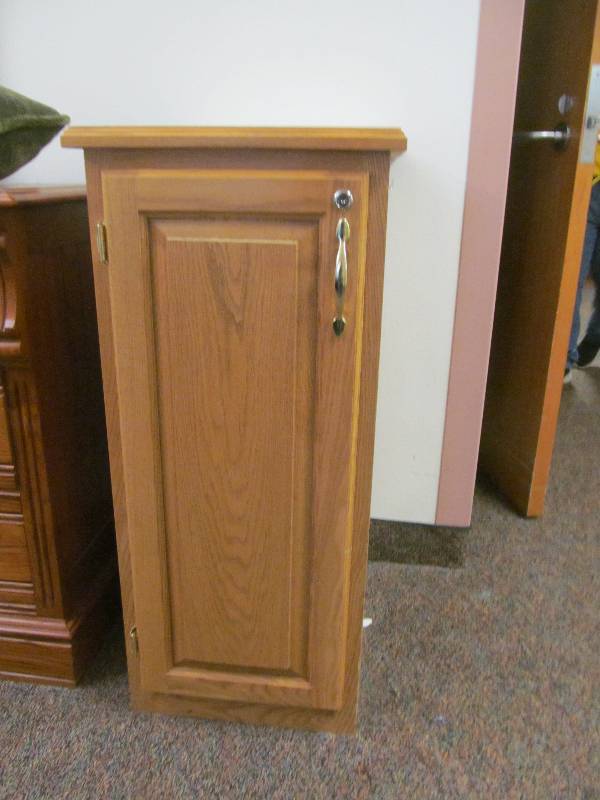 lot 212 image: Rm 31- Floor Cabinets