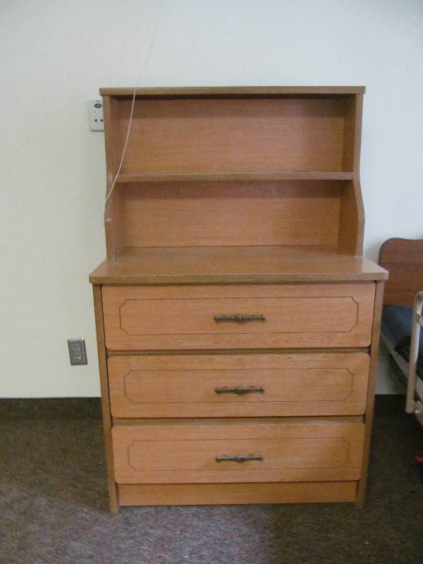 lot 244 image: Rm 27-Nightstands