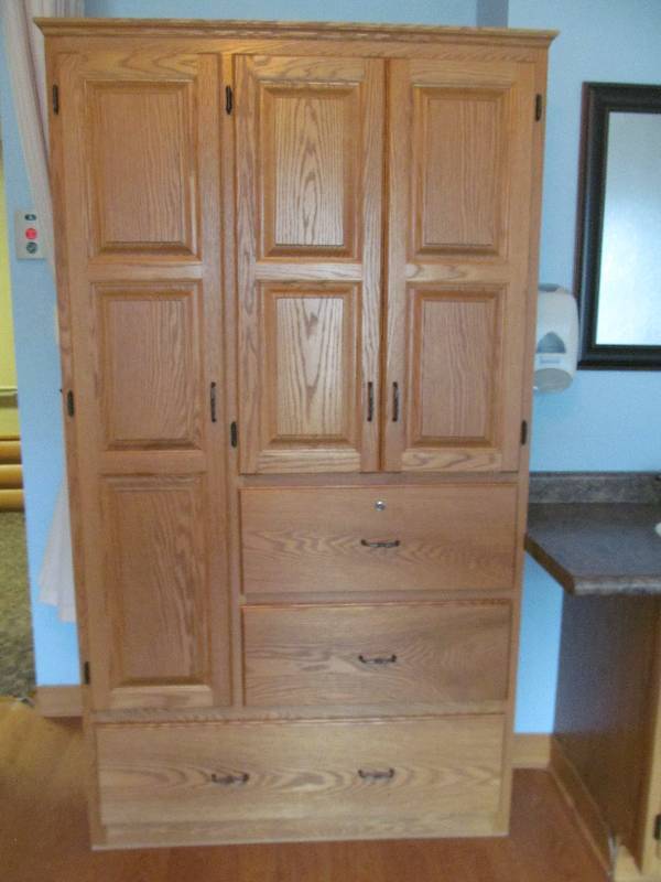 lot 312 image: Special care room-Wardrobe Cabinet