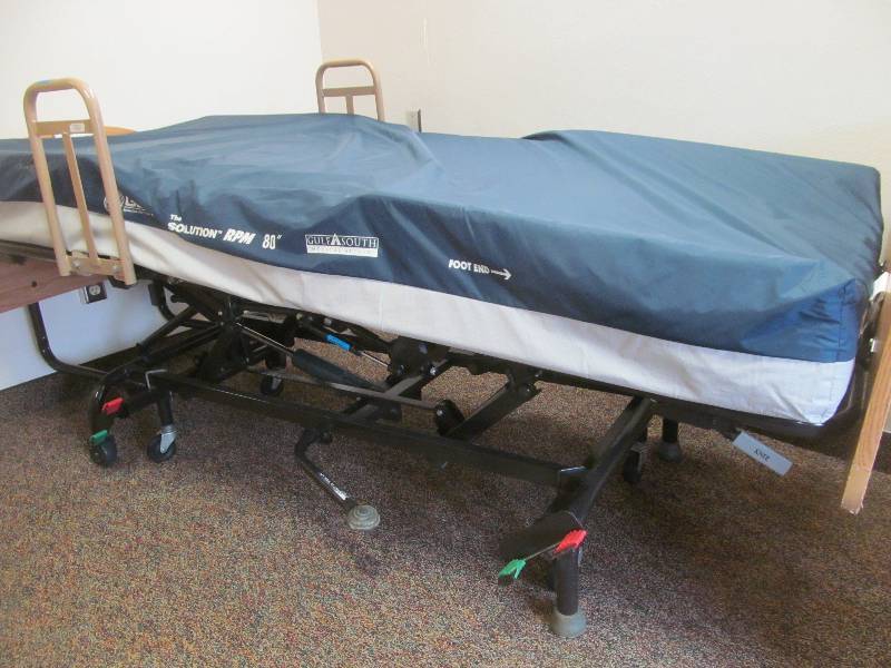 lot 352 image: (Rm 17) Bed, manual with mattress, Joerns Sunrise Medical
