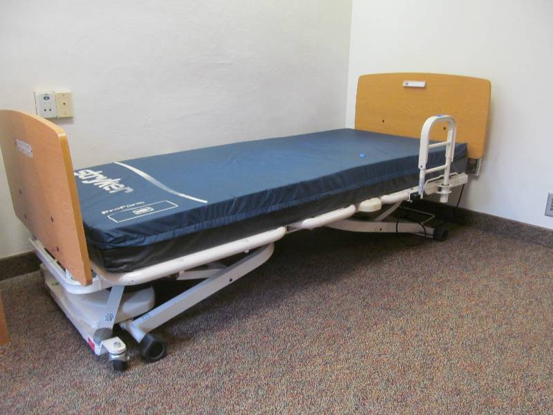 lot 360 image: (Rm 16) Electric Bed, Joerns Sunrise Medical with mattress Model # 4770