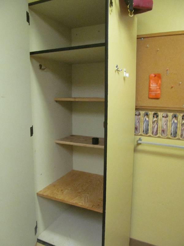 lot 373 image: (Hair Care) Lockable cabinet with key (24x80x24)