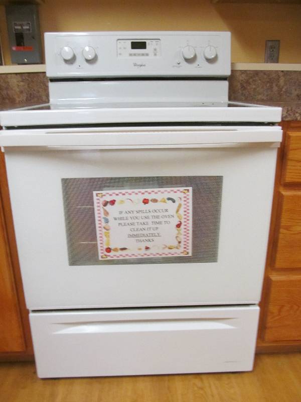 lot 413 image: Cleaning room-Whirlpool electric stove