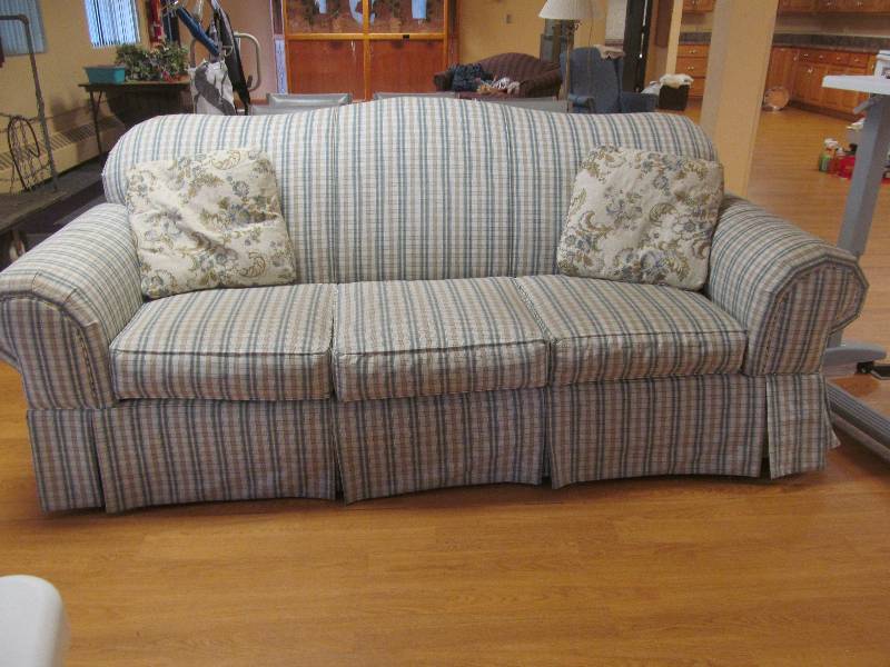 lot 436 image: Cleaning room- Sofa