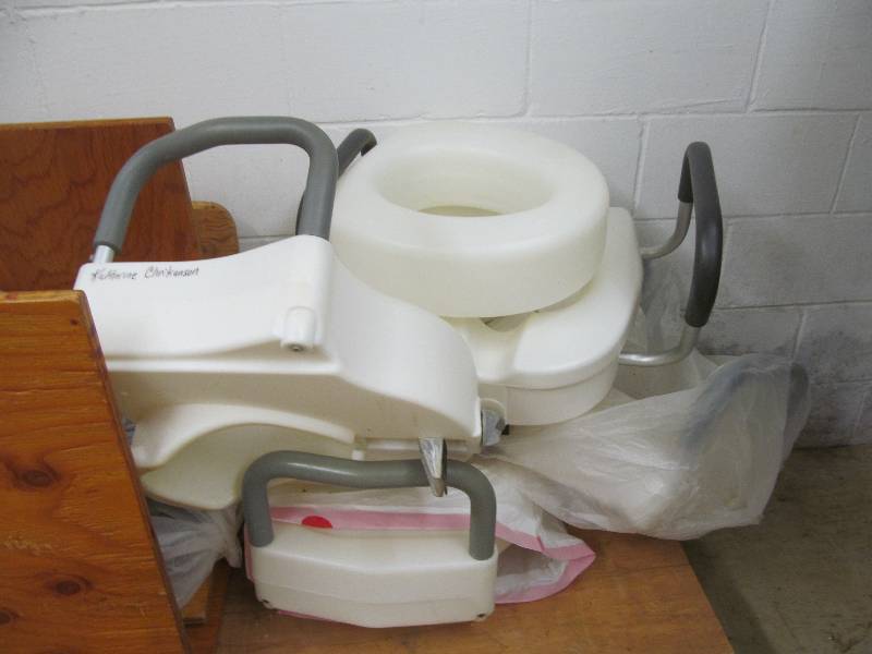 lot 465 image: Basement-Group of raised toilet seats