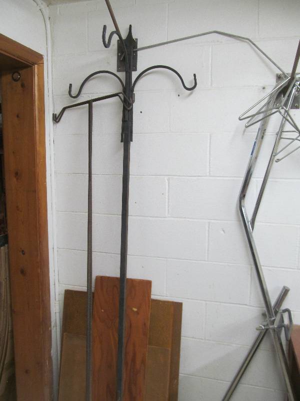 lot 468 image: Office 4- 3 Shephard hooks 72 long