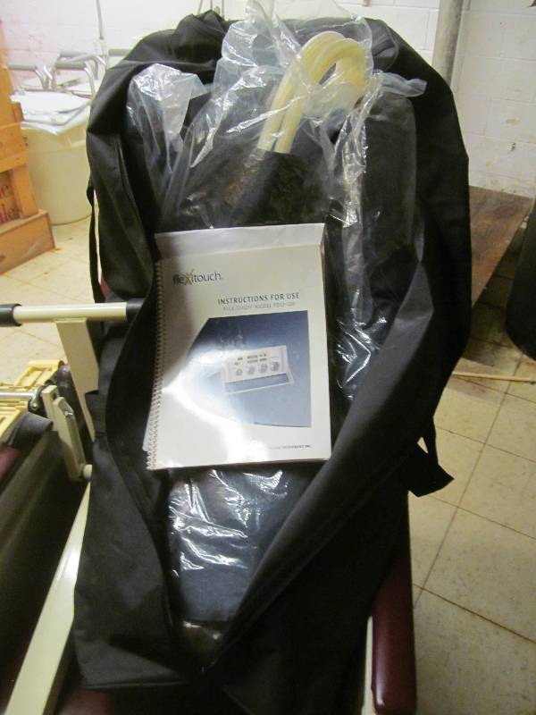 lot 479 image: Office 4- Flex Touch model PD 32-120