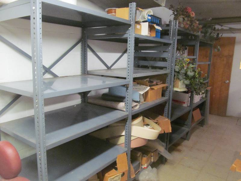 lot 483 image: Office 4- 4 metal shelves (24x36x16)