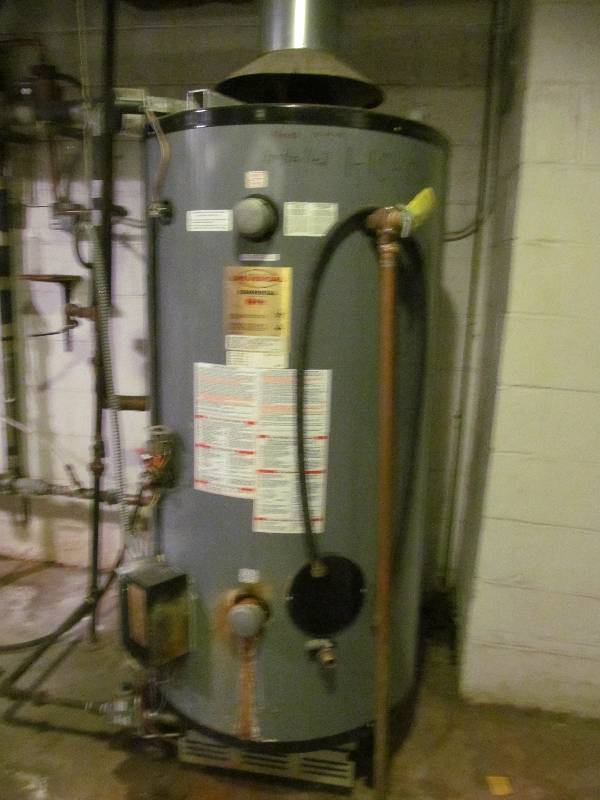 lot 493 image: Office 4- Universal 100 gal water heater, (installed 11013)