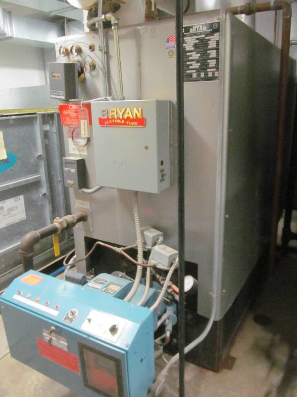 lot 536 image: B2- Bryan Flexible tube boiler HFC L180-W-FDGLEG NaturalLP gas