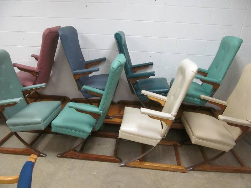 lot 580 image: Basement #2-Rocker chairs (8)