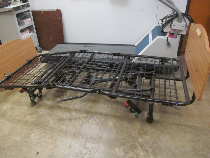 lot 593 image: Basement #2-Bed Manual