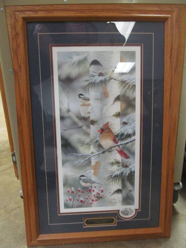 lot 605 image: Basement #2-Feathered Friendship.