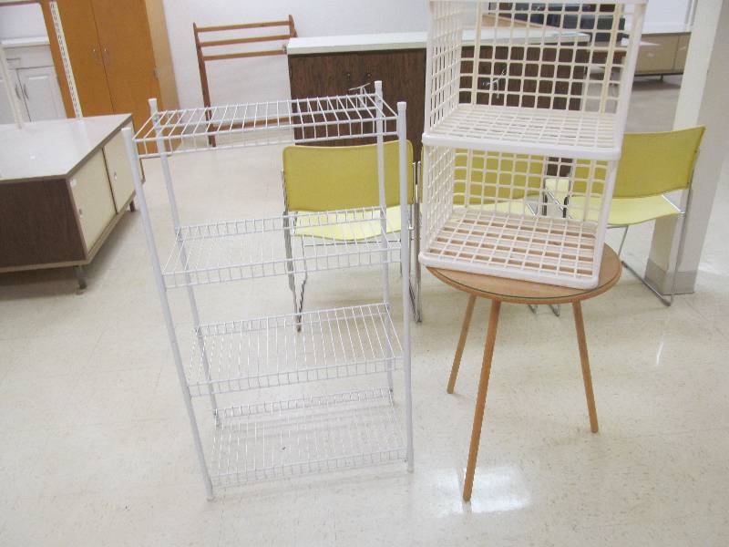 lot 631 image: Wire rack, plastic shelf, 3 legged table with glass top