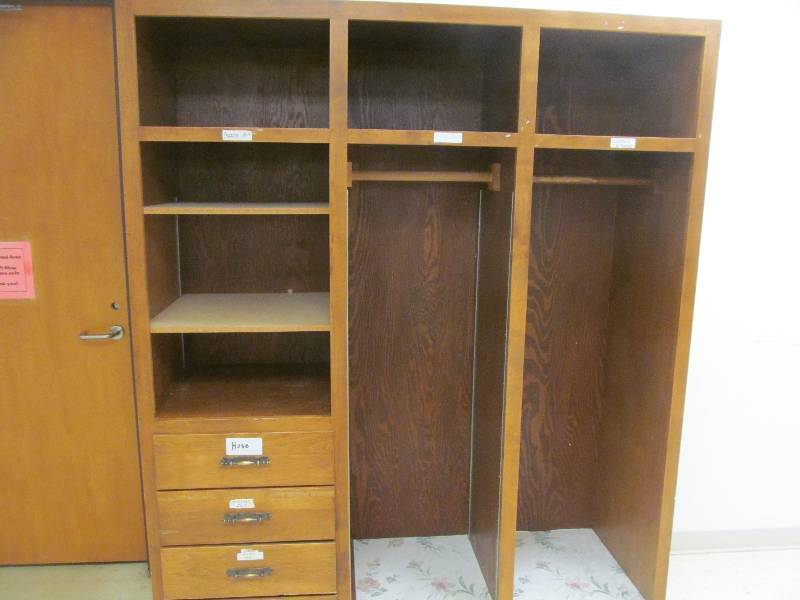 lot 641 image: Wardrobe Cabinet