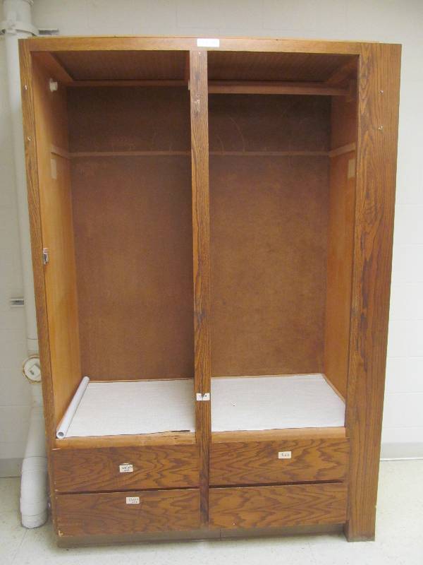 lot 646 image: Wardrobe Cabinet