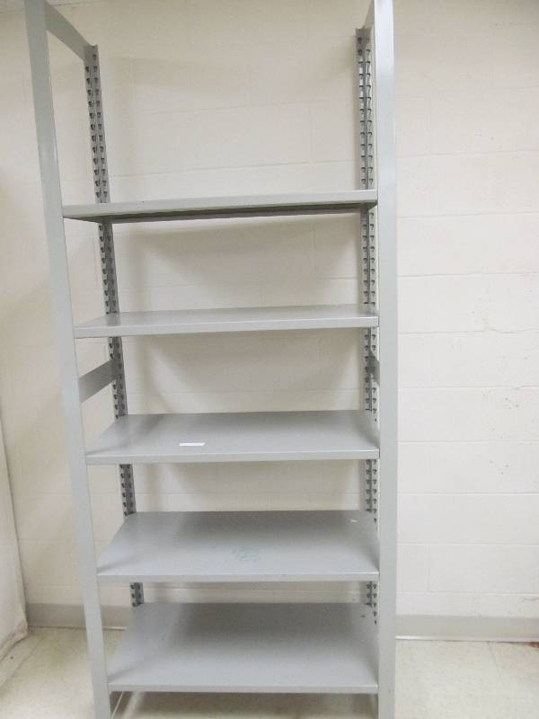 lot 647 image: Metal shelf