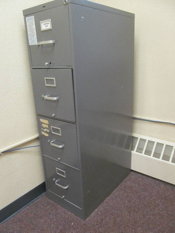 lot 702 image: Office #2- 4 Drawer File Cabinet