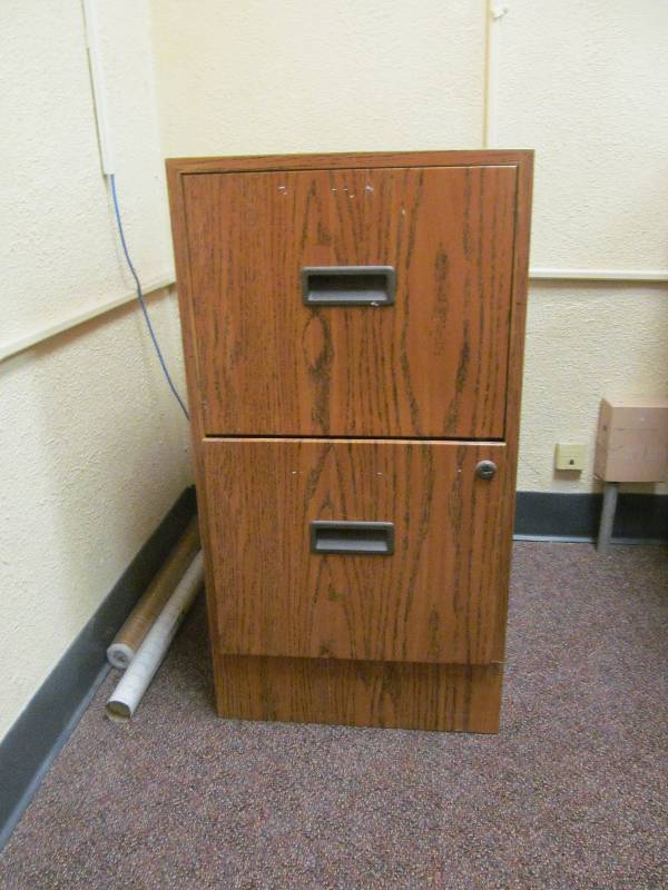 lot 704 image: Office #2-File Cabinet (2 Drawers)