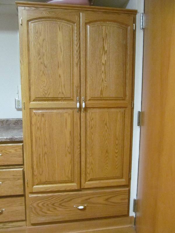 lot 726 image: Rm 6-Wardrobe cabinet-Solid wood