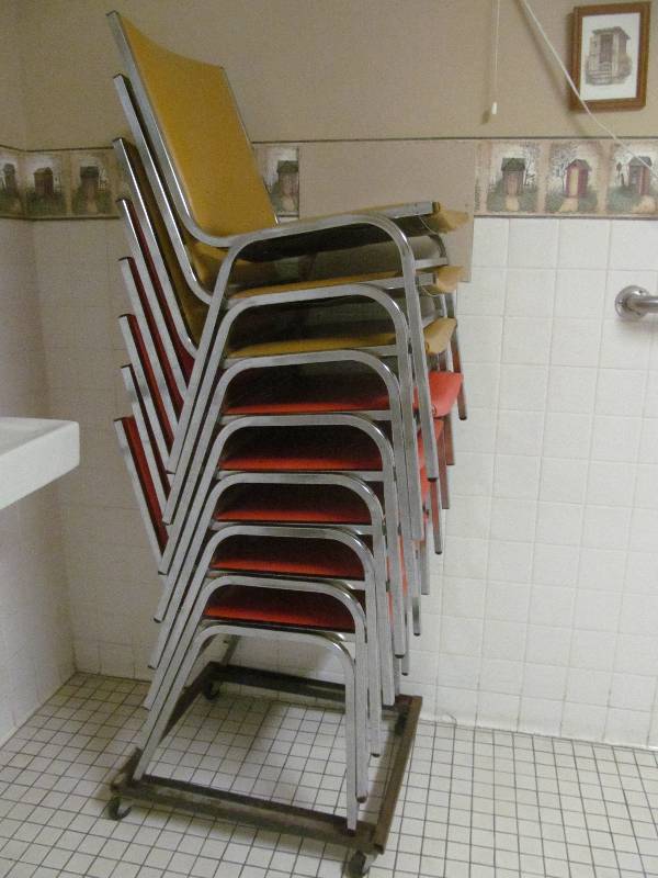 lot 737 image: Tub Room-8 Metal chairs