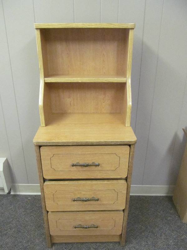 lot 774 image: Dr. Office- 3 drawer cabinet with 2 top shelves (19x17x50)