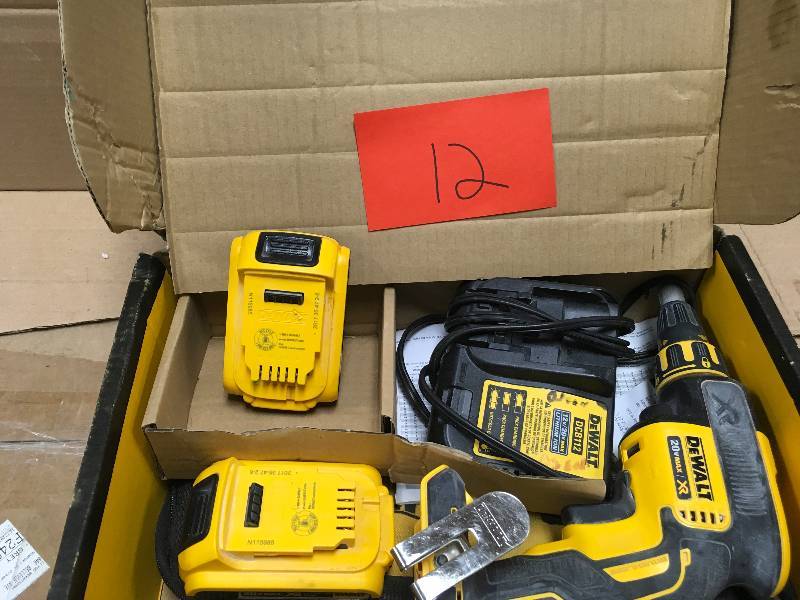 Dewalt 20-Volt MAX Lithium-Ion Cordless Brushless Drywall Screw Gun Kit with (2) Batteries 2Ah, Charger and Contractor Bag