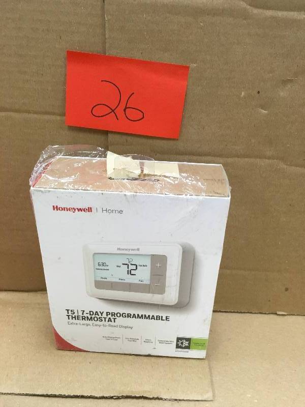 Honewell T5 7-Day Programmable Thermosta in good conditions