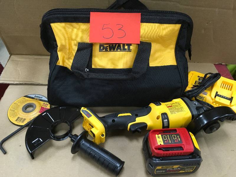 Dewalt FLEXVOLT 60-Volt MAX Lithium-Ion Cordless Brushless 4-12 in. Angle Grinder with Battery 2Ah, Charger and Contractor Bag in good conditions
