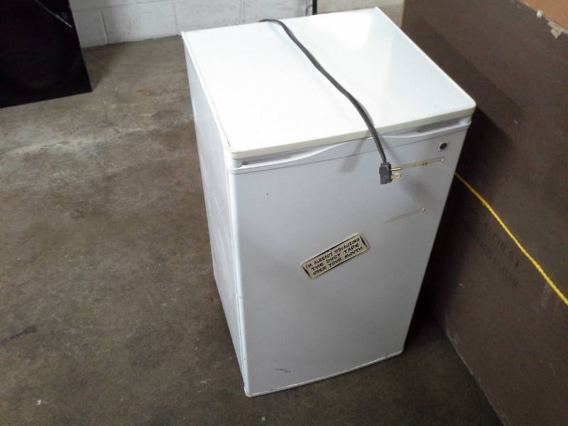 Small Refrigerator