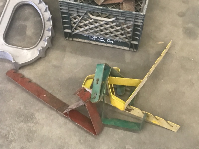 Roof Jacks & Trailer Tire Jack