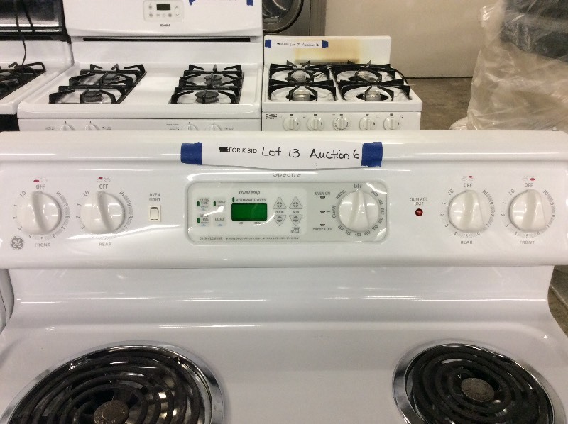 lot 13 image: GE White Coil Top Electric Stove