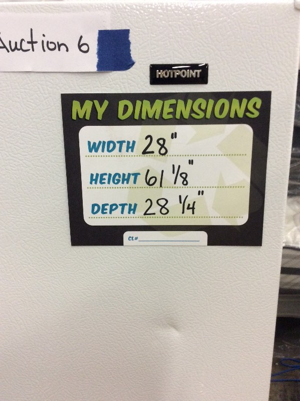 lot 24 image: Hot Point White Top Freezer Fridge