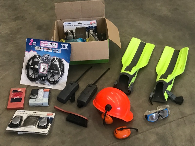 lot 24 image: Box Of Assorted Flippers, Ice Clea...