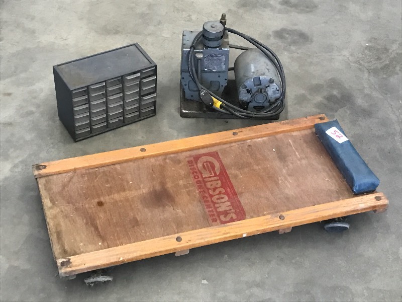 lot 52 image: Lot Of Floor Creeper, NutsBolts O...
