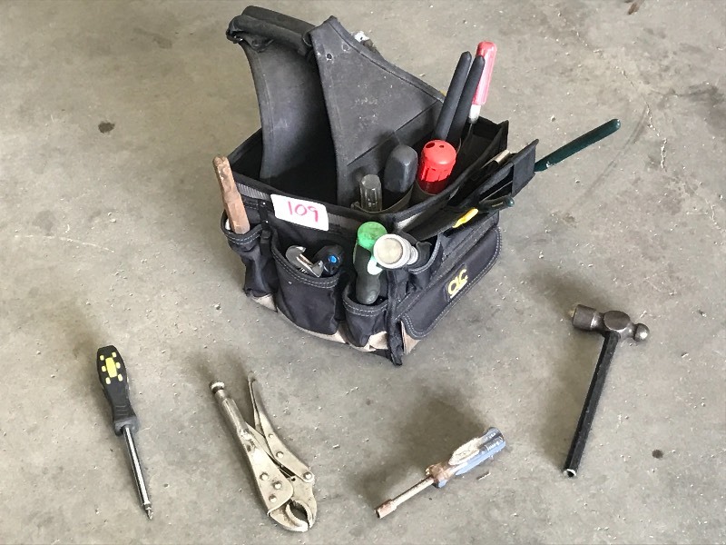 lot 109 image: Tool Tote Bag Full Of Assorted Hand...
