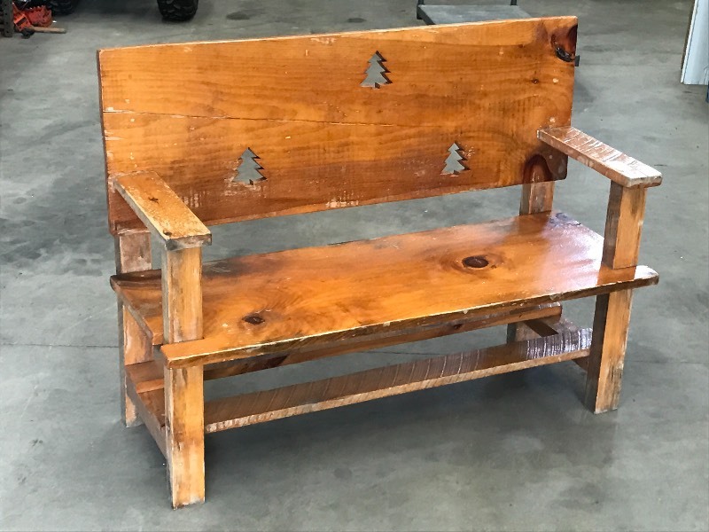 lot 118 image: Solid Wood 5ft Cabin-Themed Bench ...